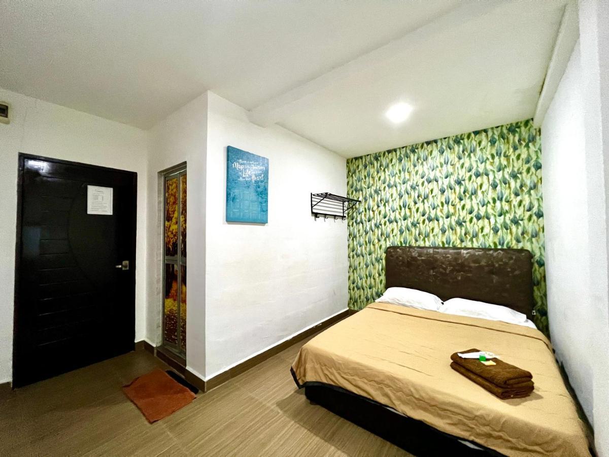Homestay 55 Джохор-Бару Экстерьер фото