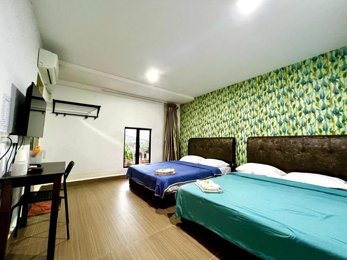 Homestay 55 Джохор-Бару Экстерьер фото